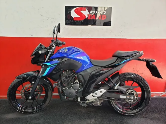 Yamaha Fazer FZ25 250 cc 