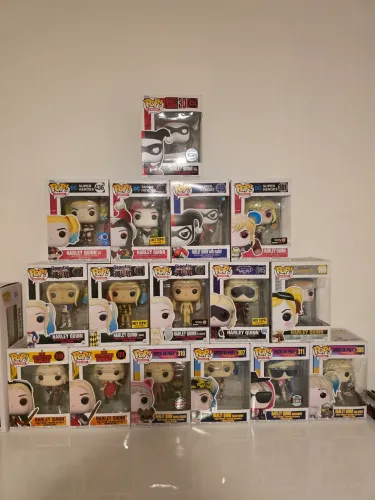Lote Funko Pop Harley Quinn & Poison Ivy, vaulted e exclusive