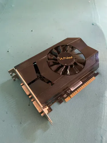PNY GeForce GTX 650 de 1GB VRAM