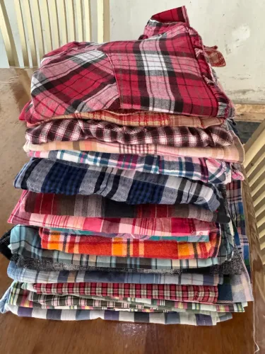 Lote de camisas xadrez! 32 por 320,00