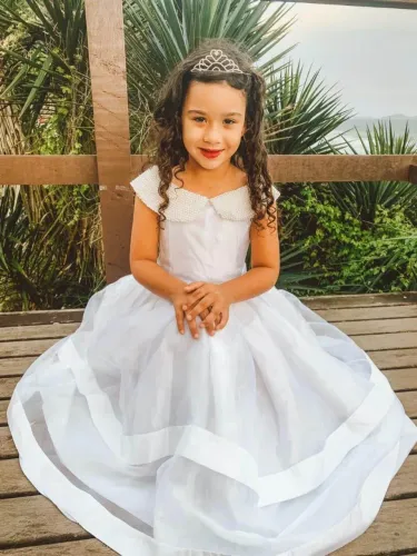 Venda de vestidos de daminha de honra e batizado!