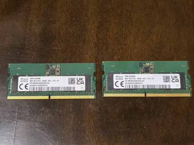 Kit 16GB DDR5 5600MHz SK hynix 2x8GB para Notebook