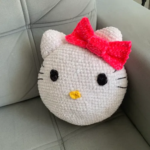 Almofada Hello Kitty Crochê 