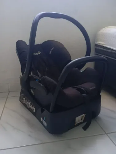 Bebê conforto Safety 1st one-safe + base veicular