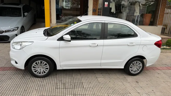 Ford KA+ Sedan 1.5 16V Flex 4P 2015
