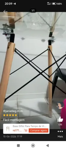 Vendo essa base de mesa torre Eiffel nova.