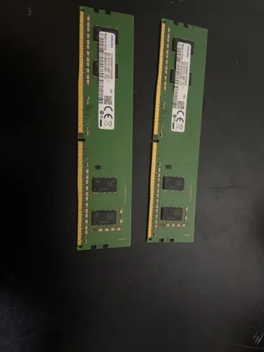 Duas Memórias RAM 4Gb Desktop