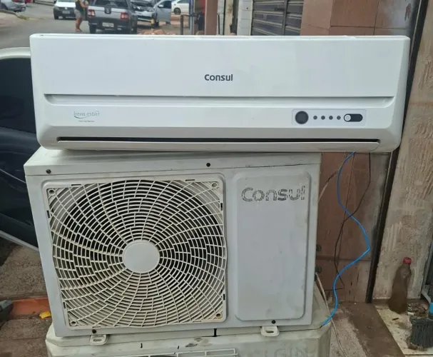 Vendo Ar-condicionado 12 mil btus convencional