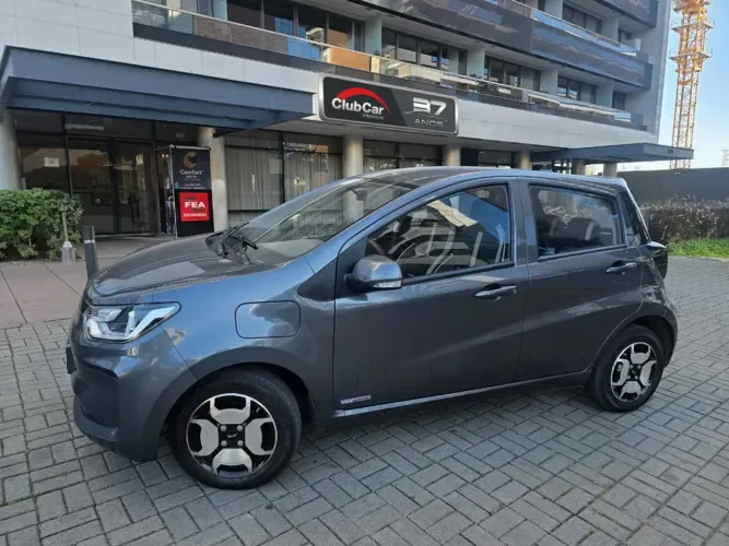 JAC E-JS1 62cv 5P Aut. (elétrico) 2025