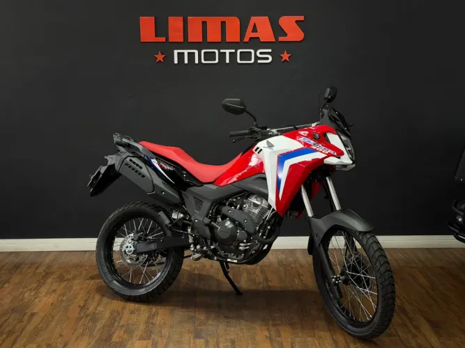 Sahara 300 Vermelha 2027 Rally ABS FlexOne - 0 KM.