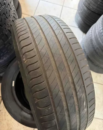 1 pneu 215/55r17 Michelin Primacy 4 semi novo