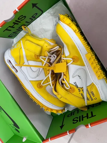 Tênis Nike air force mid varsity maize 