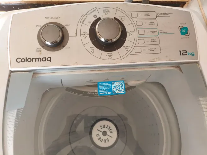 Vende-se Máquina de Lavar Roupas