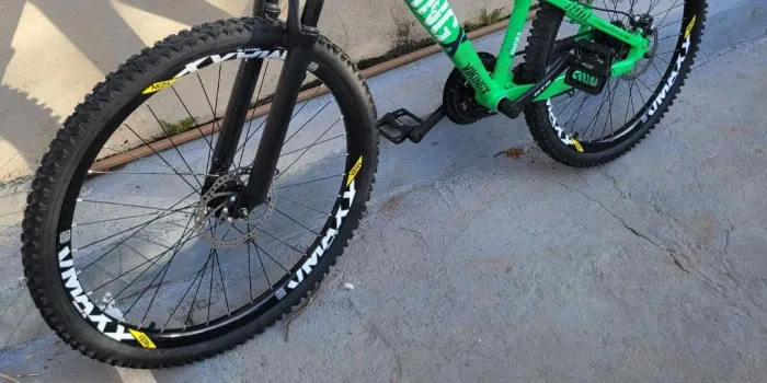 2 Pneus Kenda Cravos NOVOS 26 X 1.95