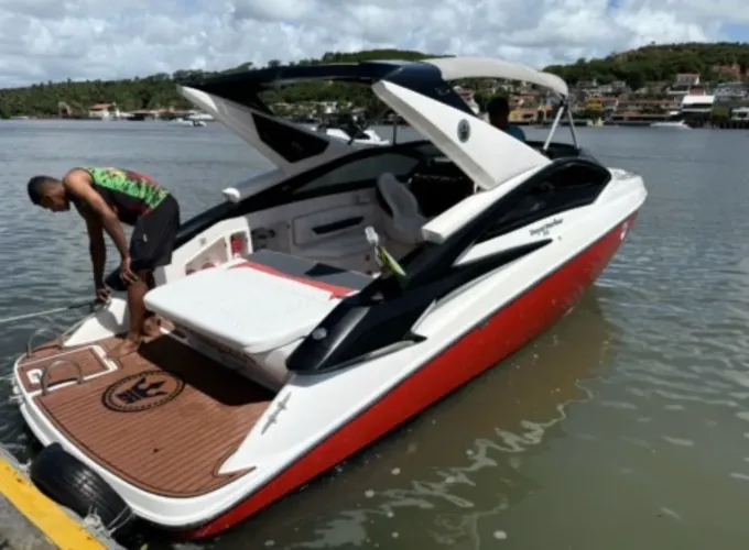 Lancha Royal Mariner 270
