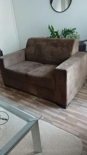 Sofá 2 lugares tecido suede sem avaria e em perfeita condições.
