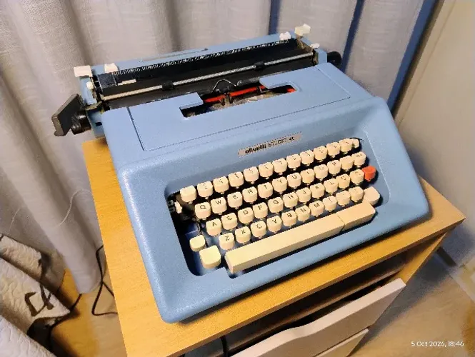 Maquina de Escrever Olivetti Studio 46 Revisada