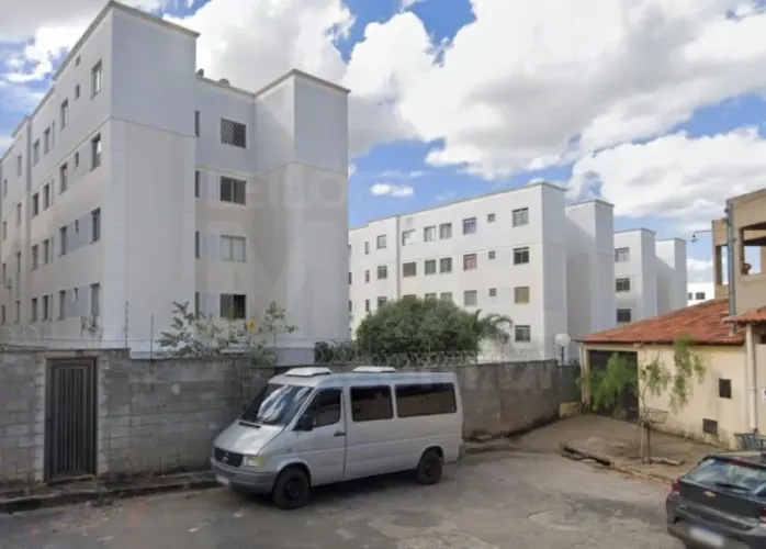 MONTES CLAROS/MG Apartamento no Bairro Belvedere II