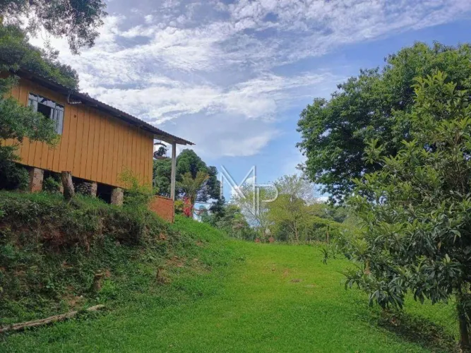 Chácara com 3 dormitórios à venda, 12100 m² no Ferraria - Campo Largo/PR