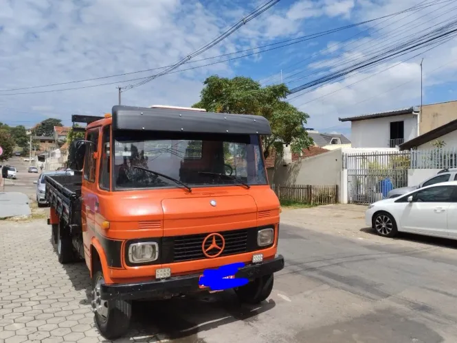 608 com direção hidráulica ótimo estado 