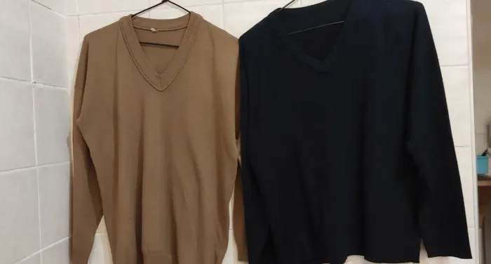 2 blusas de lã ,40 reais as duas