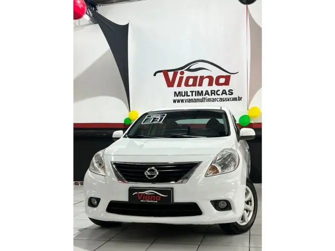Nissan Versa SL 1.6 16V Flexstart 4P Mec. 2013
