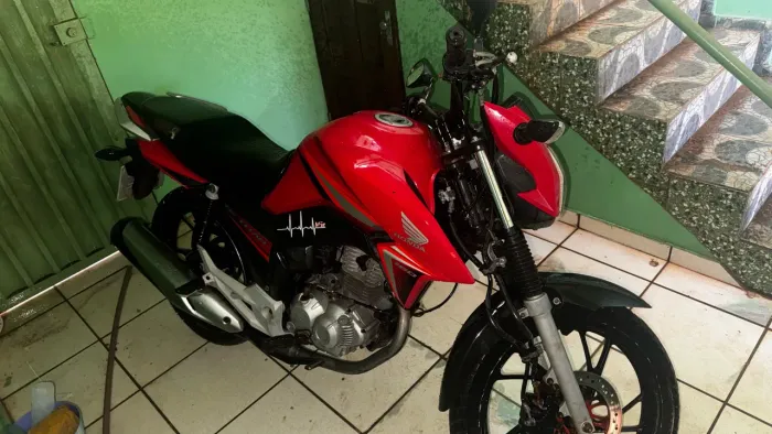 Vendo ou troco TITAN 160 2017