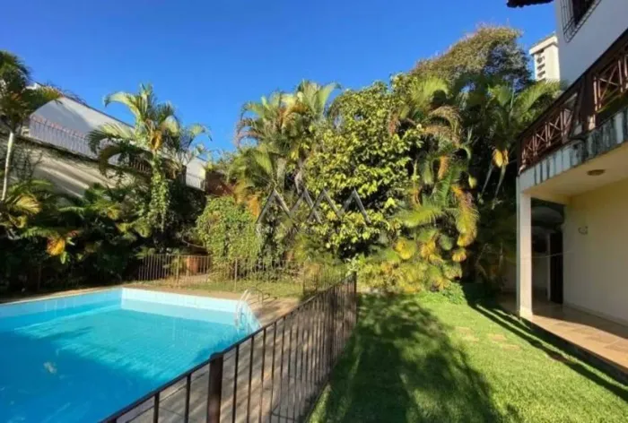 Casa à Venda no Belvedere | 5 Quartos - 515 m²