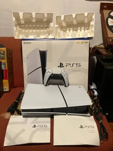 PS5 Com Leitor 1 TB 8 Meses de Uso