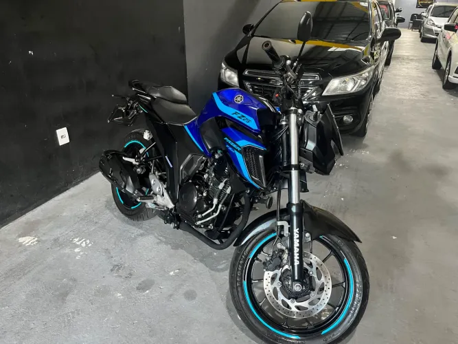 YAMAHA FAZER 250 2024