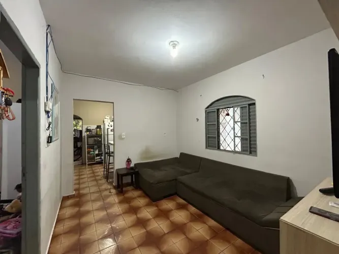Casa a venda em Anápolis, perto do Praia e com terreno de 300 metros!