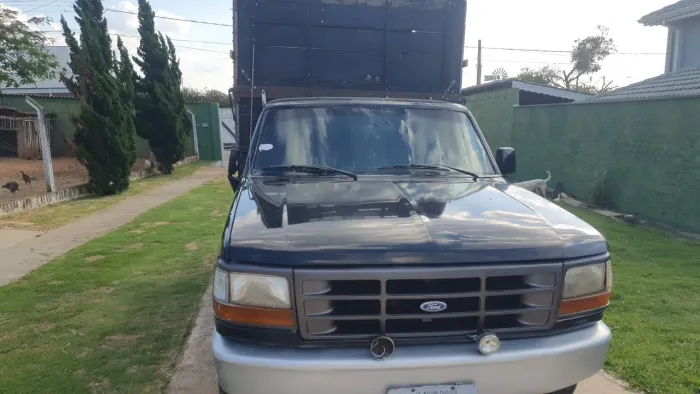 Ford F-1000 XL 4.9i 1998