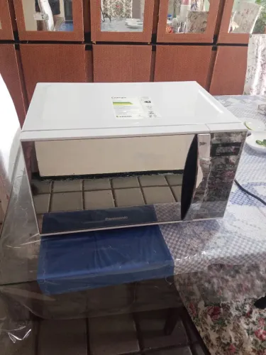 Micro-ondas Panasonic 21L NOVO - Oportunidade