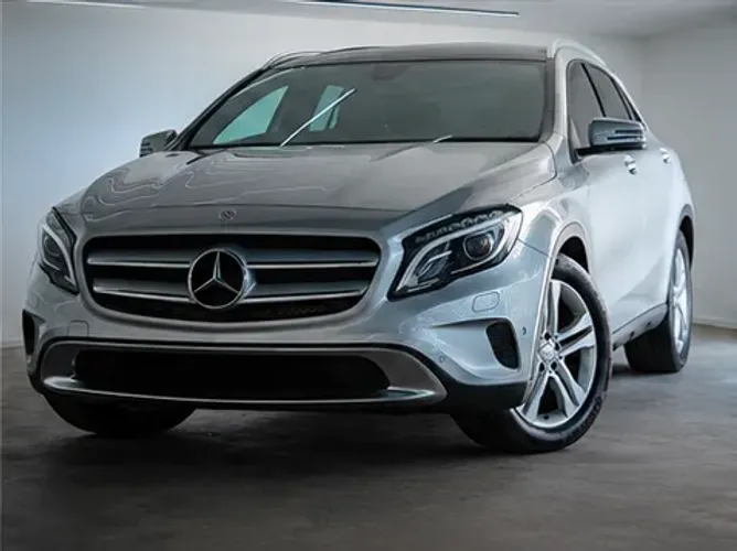Mercedes-Benz GLA 250 Sport 2.0 TB 16V 4X2 211cv Aut. 2015