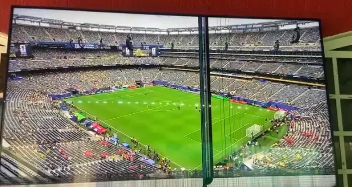 TVLG 75 no estados da foto
