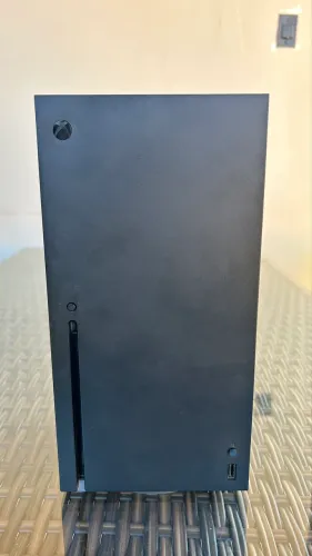 Xbox Séries X IMPECÁVEL