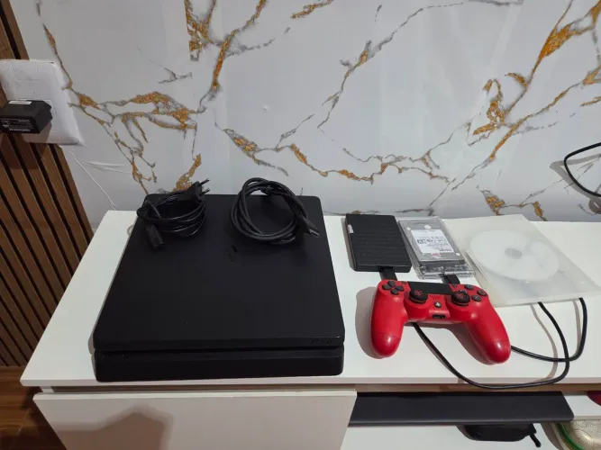 Ps4 Slim 1tb+1tb+320gb desbloqueado 