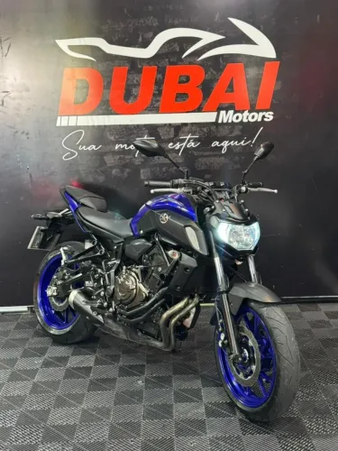 YAMAHA MT 07 2023