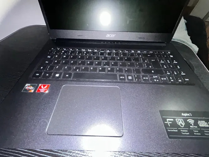 Vende-se notebook