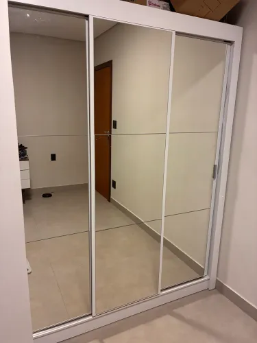Guarda roupa