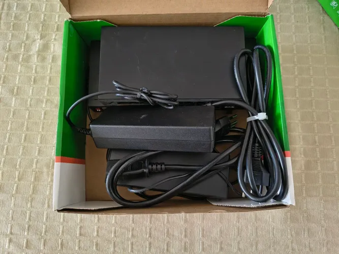 Switch Poe Intelbras 8 portas 