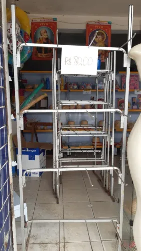 EXPOSITOR DE GANCHO