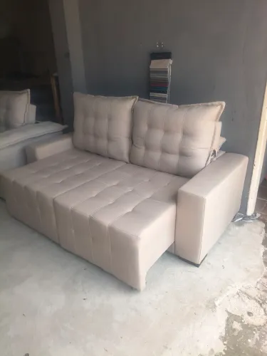 Sofá retrátil reclinável 2 m