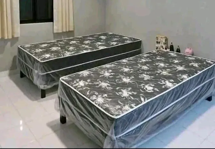 Cama unibox solteiro espuma D33 por 270 reais entrega grátis