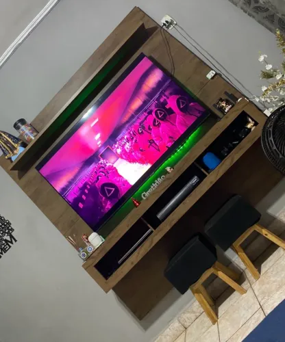 Painel para tv até 75 polegadas de madeira