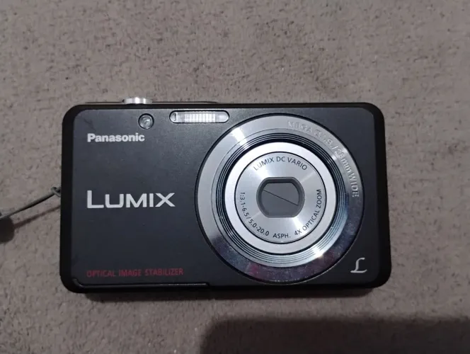 Câmera digital Panasonic lumix DMC-FH4