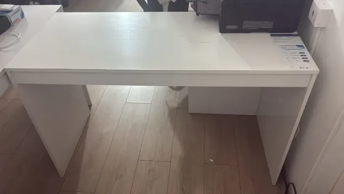 ? MESA DE ESCRITÓRIO BRANCA EM MDF RESISTENTE - 120x54x70 | HOME OFFICE PERFEITO!