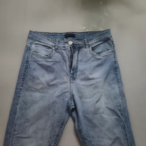 CALÇA JEANS RETA - AZUL CLARO - TAM 40