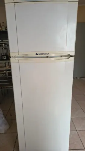 Geladeira continental 370 litros