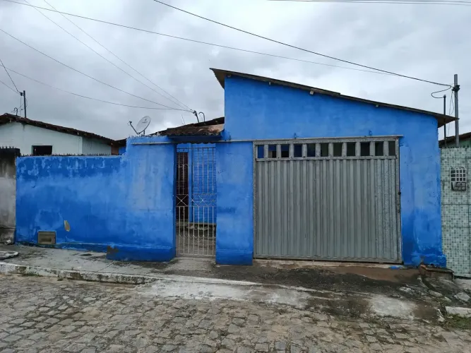 Casa grande e ampla em cacimba de dentro PB